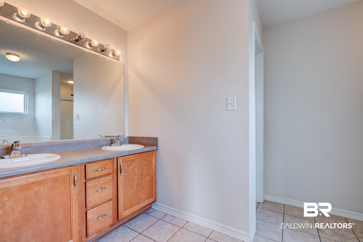 9680 Spring Meadow Drive North Mobile, AL 36695 - Photo 13 of 23