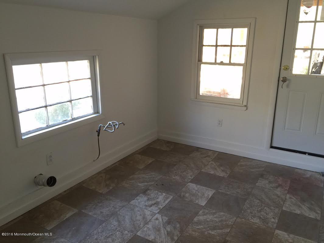 586 Henry Street Jackson, NJ 08527 - Photo 11 of 20 9cb503c4-b550-4897-aafa-f45407b1e379