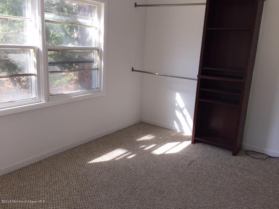 586 Henry Street Jackson, NJ 08527 - Photo 13 of 20 a990c4a6-85c8-4cd4-a6df-482b9ab98ce7