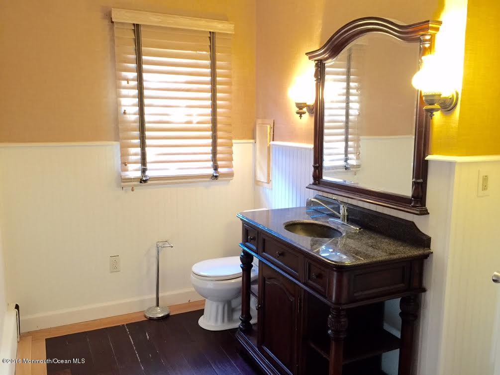 586 Henry Street Jackson, NJ 08527 - Photo 8 of 20 b055e3bb-7a9d-42e0-888b-6b12cc3ee0ef