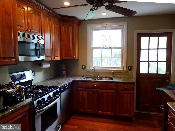 829 Valley View Road Media, PA 19063 - Photo 7 of 23 Kitchen