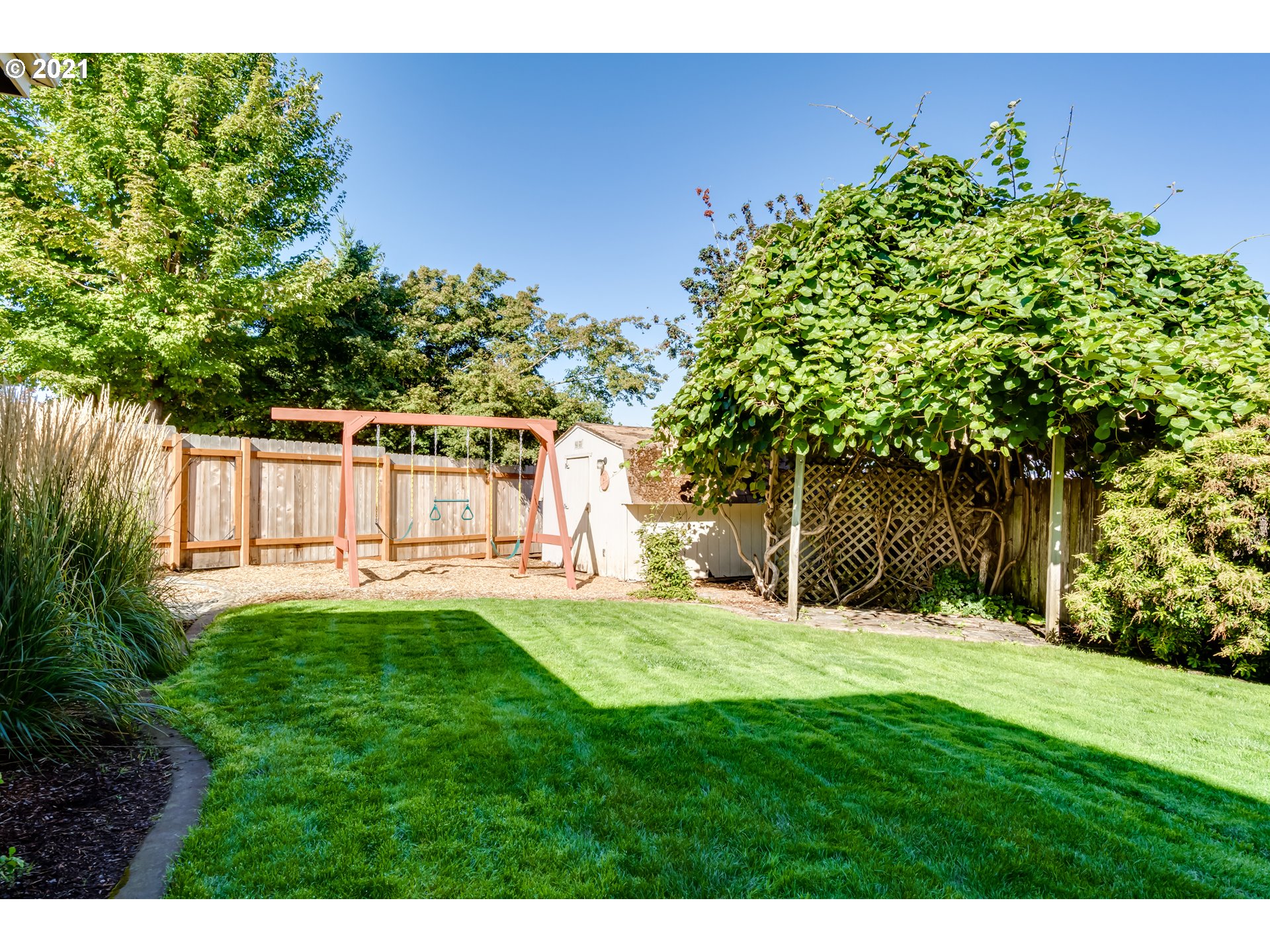 4436 Ivy Street Springfield, OR 97478 - Photo 27 of 30 Gallery Image 27