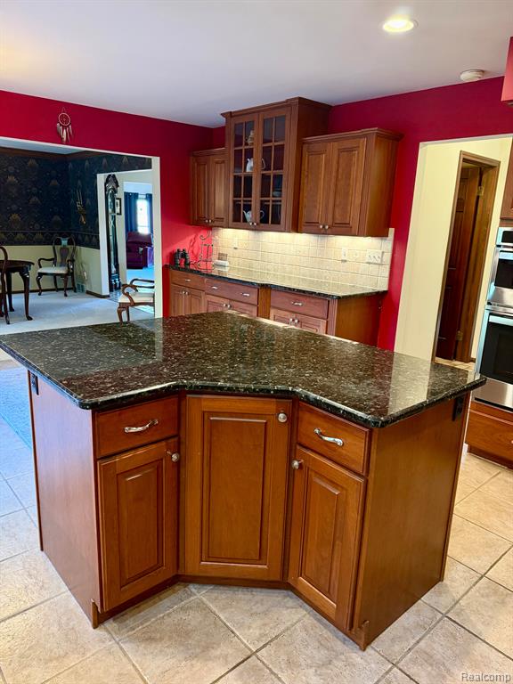 1382 Springwood Lane Rochester Hills, MI 48309 - Photo 9 of 51