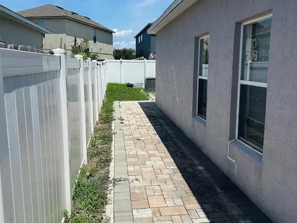 $2,400 | 7780 Newlan Drive, Orlando, FL 32818