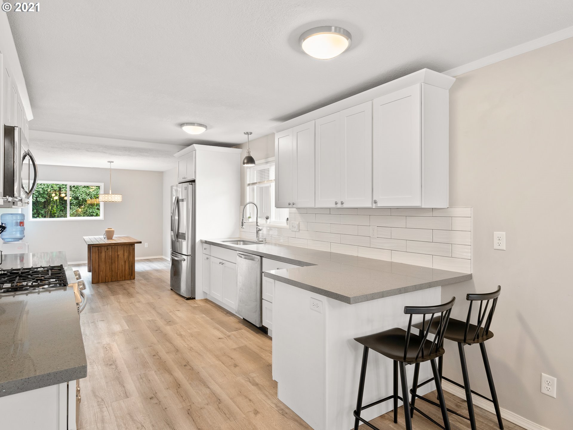 10575 Northwest Cornell Road Portland, OR 97229 - Photo 8 of 25 Gallery Image 8
