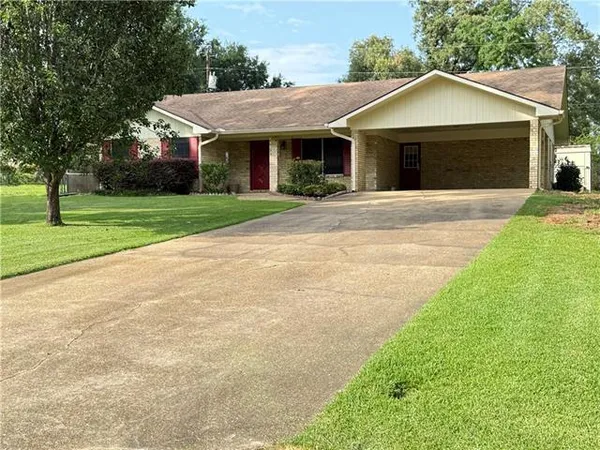 $210,000 | 115 Rustic Manor Cove, Pineville, LA 71360