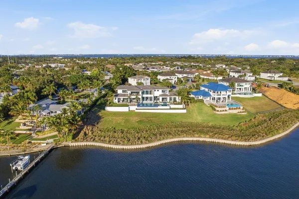 $9,595,000 | 1271 Northeast Langford Lane, Jensen Beach, FL 34957