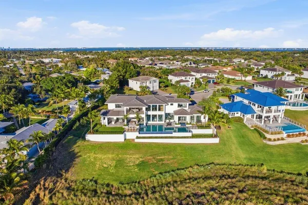 $9,595,000 | 1271 Northeast Langford Lane, Jensen Beach, FL 34957