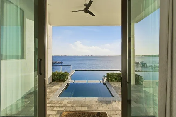 $9,595,000 | 1271 Northeast Langford Lane, Jensen Beach, FL 34957