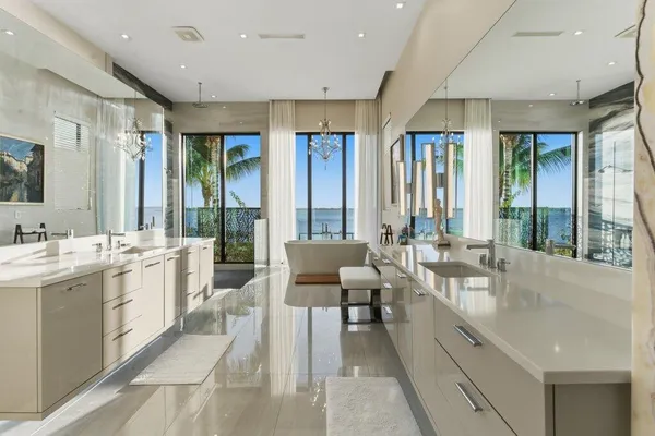 $9,595,000 | 1271 Northeast Langford Lane, Jensen Beach, FL 34957