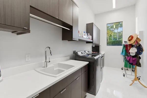 $9,595,000 | 1271 Northeast Langford Lane, Jensen Beach, FL 34957