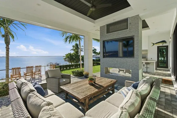 $9,595,000 | 1271 Northeast Langford Lane, Jensen Beach, FL 34957