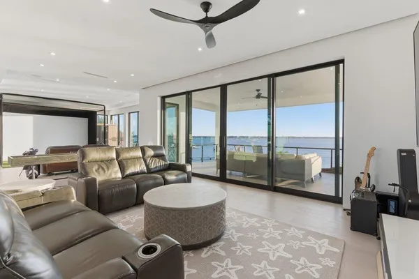 $9,595,000 | 1271 Northeast Langford Lane, Jensen Beach, FL 34957
