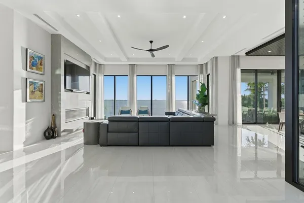 $9,595,000 | 1271 Northeast Langford Lane, Jensen Beach, FL 34957