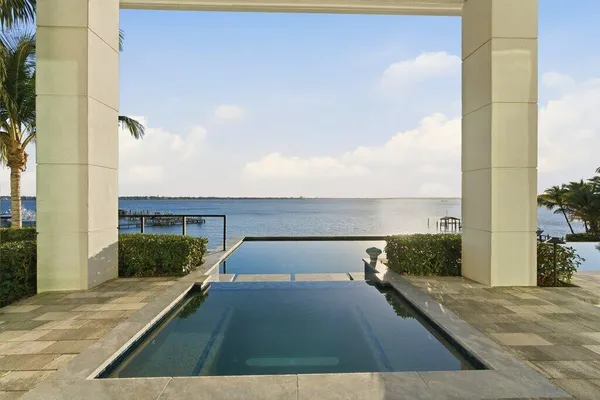 $9,595,000 | 1271 Northeast Langford Lane, Jensen Beach, FL 34957