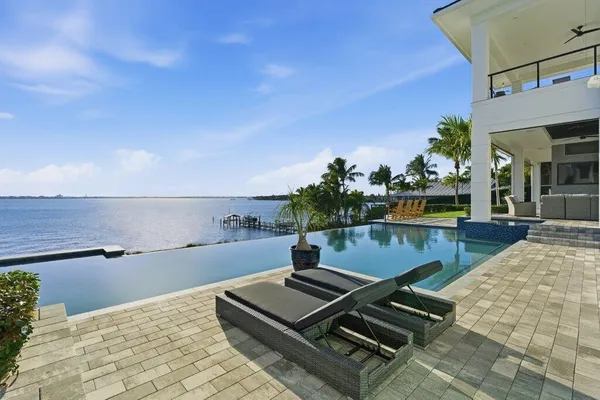 $9,595,000 | 1271 Northeast Langford Lane, Jensen Beach, FL 34957