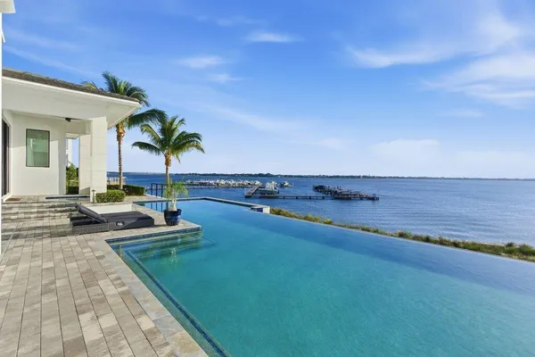 $9,595,000 | 1271 Northeast Langford Lane, Jensen Beach, FL 34957