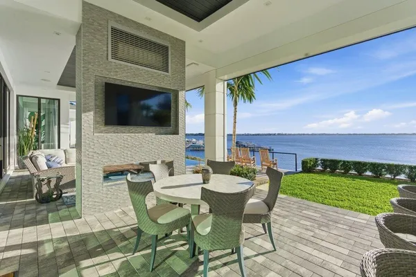 $9,595,000 | 1271 Northeast Langford Lane, Jensen Beach, FL 34957