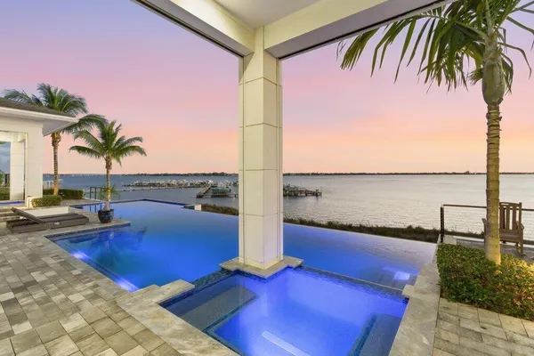 $9,595,000 | 1271 Northeast Langford Lane, Jensen Beach, FL 34957