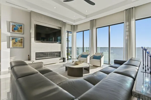 $9,595,000 | 1271 Northeast Langford Lane, Jensen Beach, FL 34957