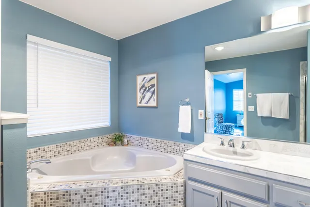 $399,900 | 484 Dominica Court, Redding, CA 96003