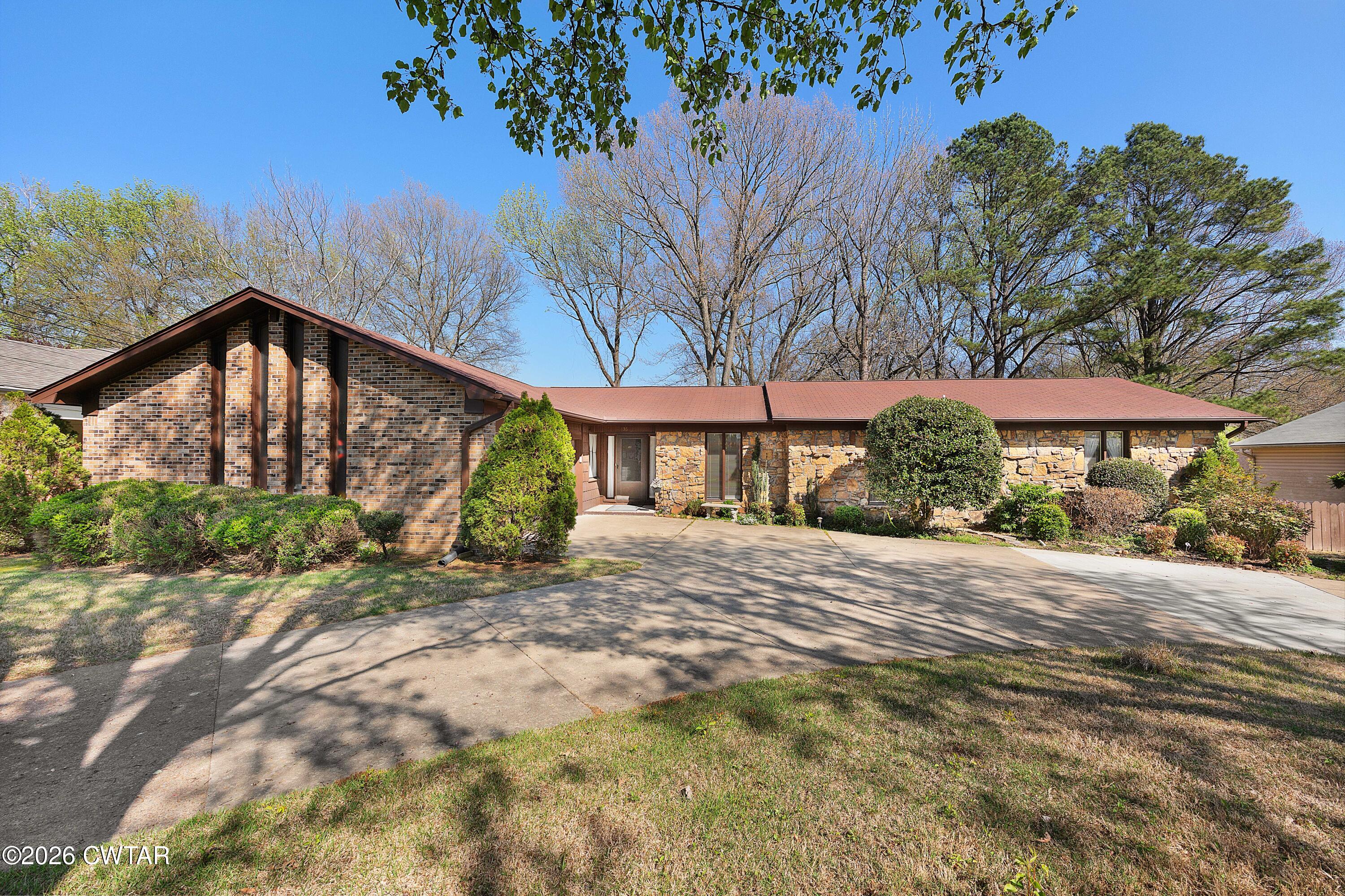 436 Wallace Road Jackson, TN 38305 - Photo 2 of 19 Exterior: Front