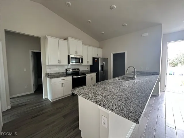 $2,190 | 1717 Northwest 6th Avenue, Cape Coral, FL 33993