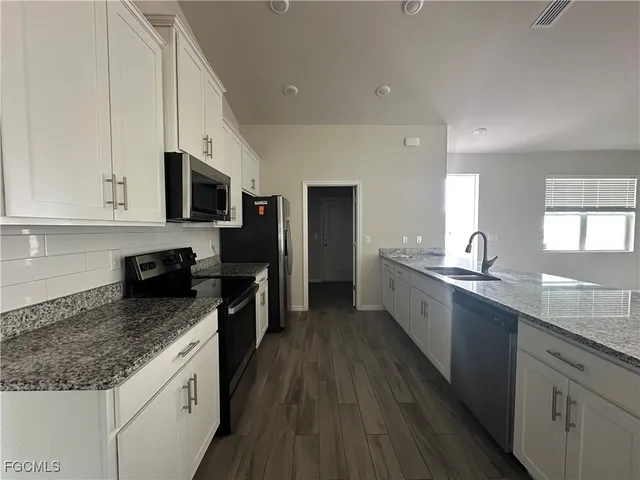 $2,190 | 1717 Northwest 6th Avenue, Cape Coral, FL 33993