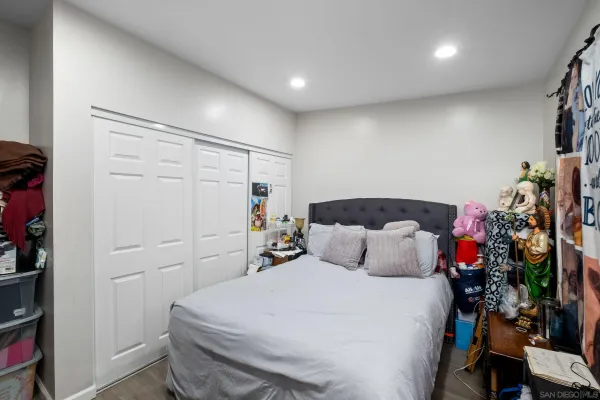 $1,100,000 | 931-935 13th Street, Imperial Beach, CA 91932
