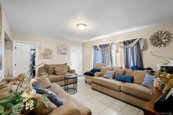 $1,100,000 | 931-935 13th Street, Imperial Beach, CA 91932