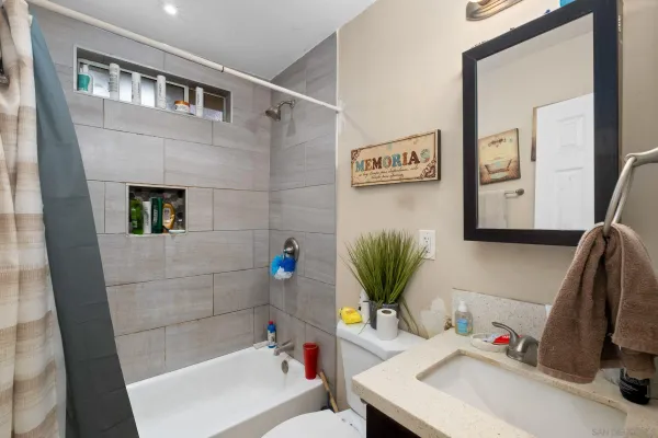 $1,100,000 | 931-935 13th Street, Imperial Beach, CA 91932