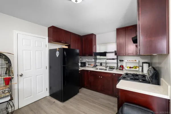 $1,100,000 | 931-935 13th Street, Imperial Beach, CA 91932