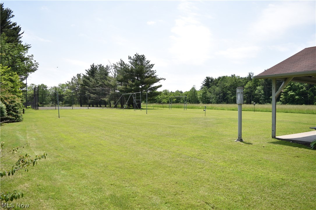 11230 Mayfield Road Chardon, OH 44024 - Photo 34 of 34 Common grounds....park & tennis courts