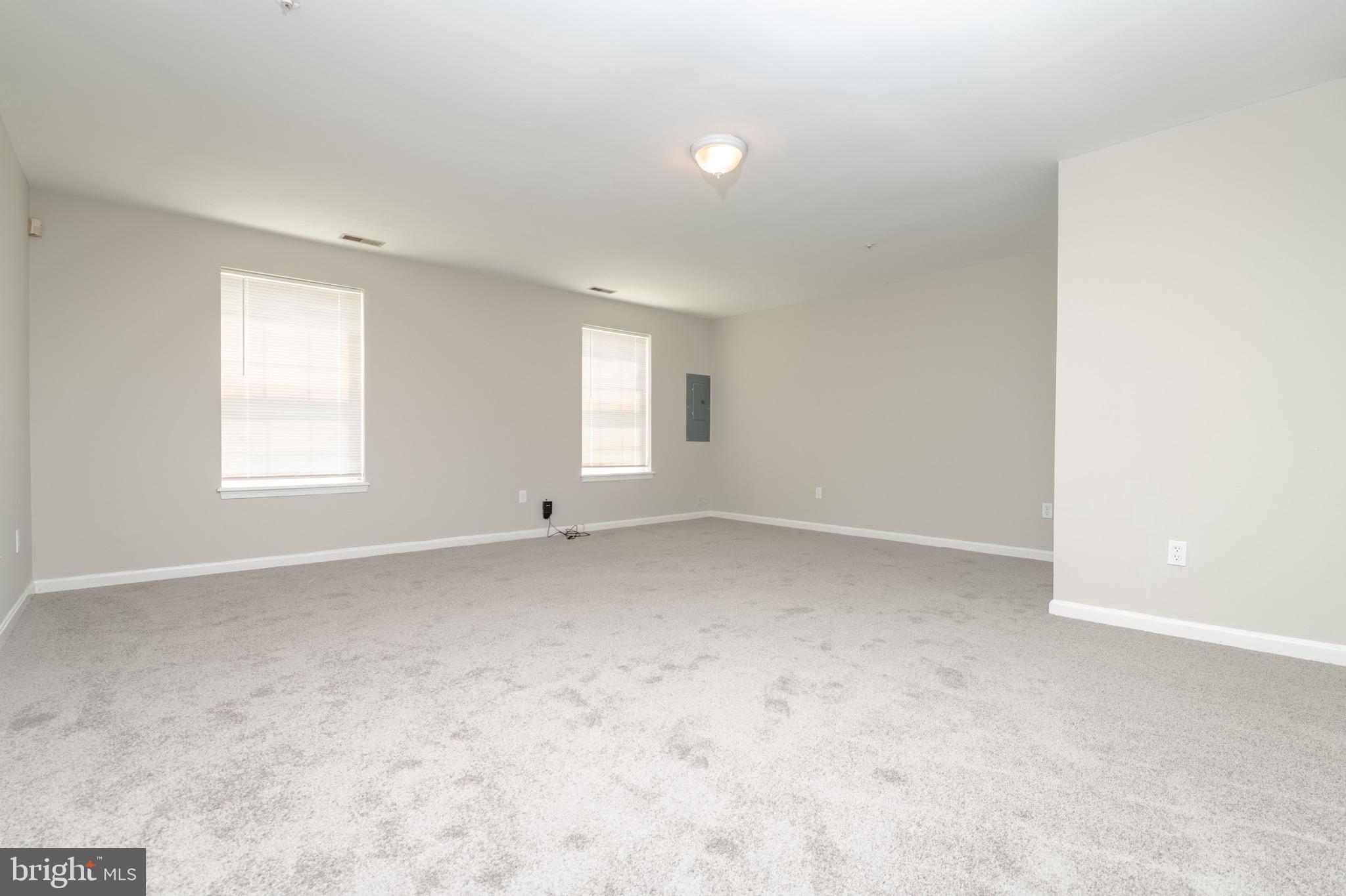 2 Arrowood Court Rosedale, MD 21237 - Photo 4 of 44