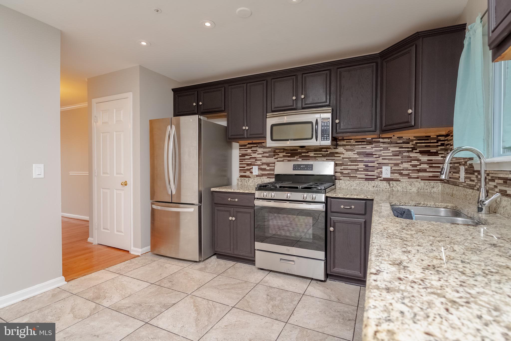 2 Arrowood Court Rosedale, MD 21237 - Photo 7 of 44