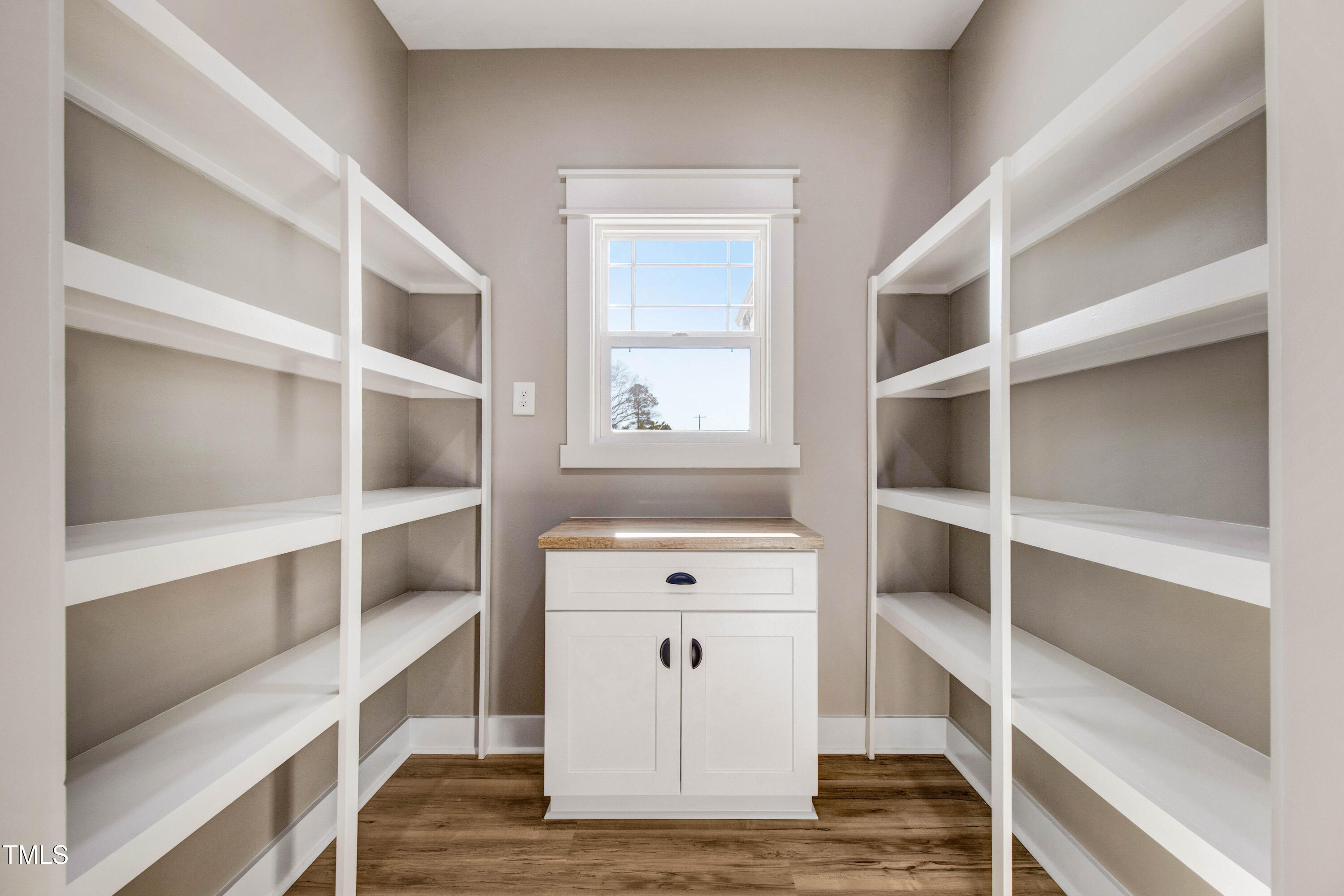 1647 Old Dam Road Kenly, NC 27542 - Photo 17 of 31 Butler’s Pantry