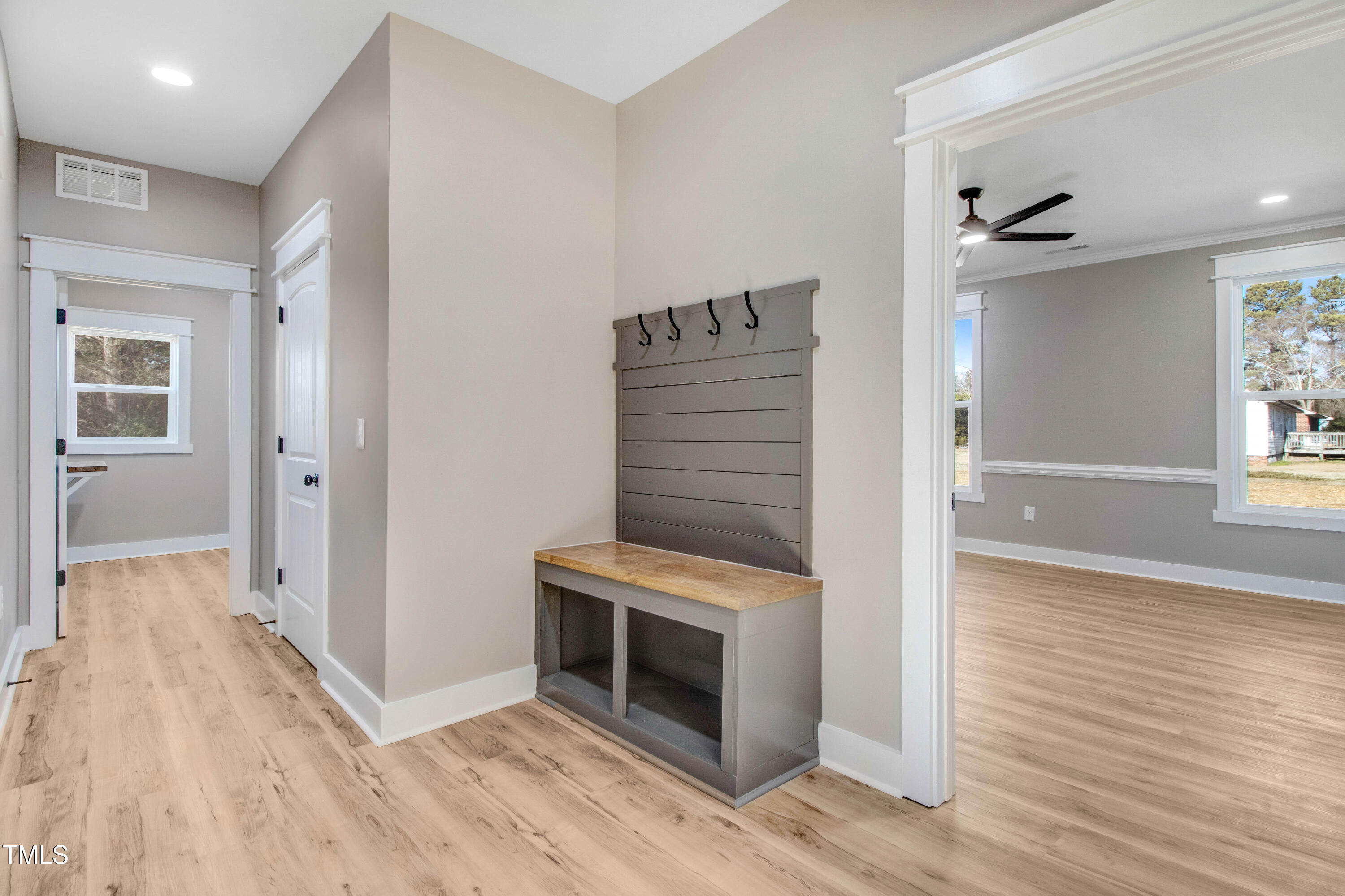 1647 Old Dam Road Kenly, NC 27542 - Photo 19 of 31 Main Hallway