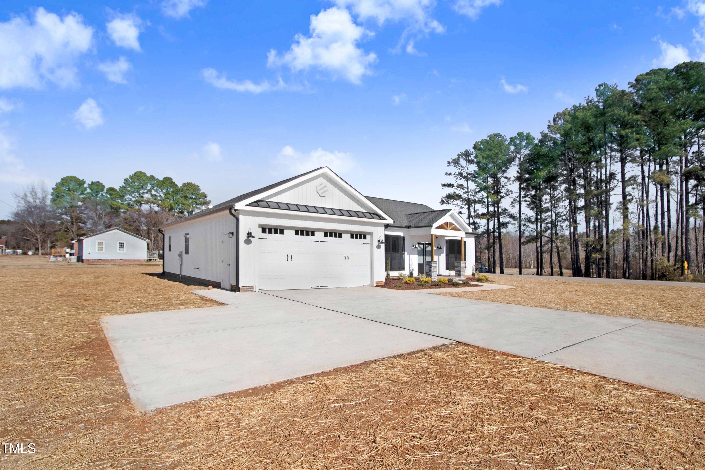 1647 Old Dam Road Kenly, NC 27542 - Photo 4 of 31 Front