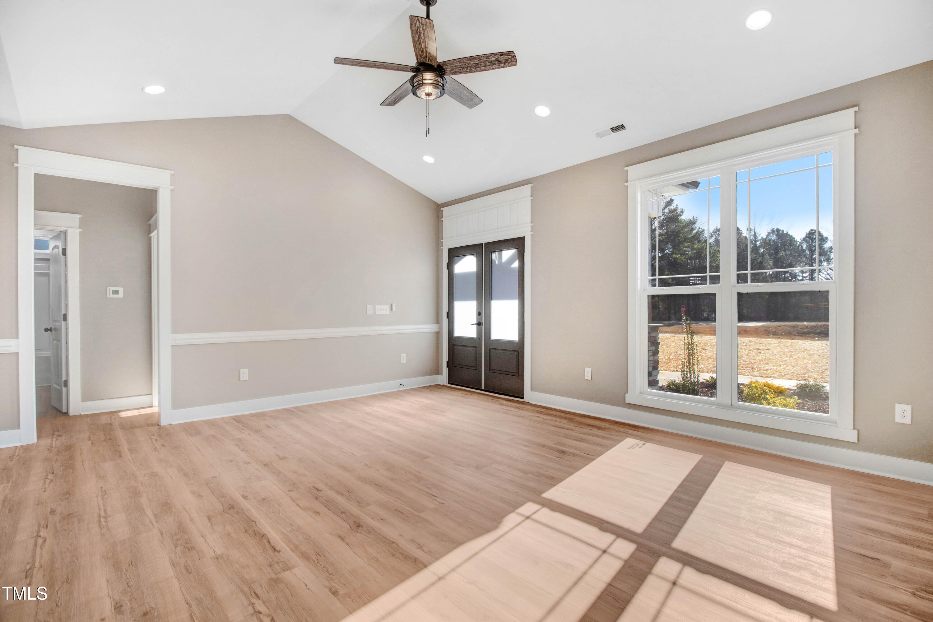 1647 Old Dam Road Kenly, NC 27542 - Photo 8 of 31 Living Room