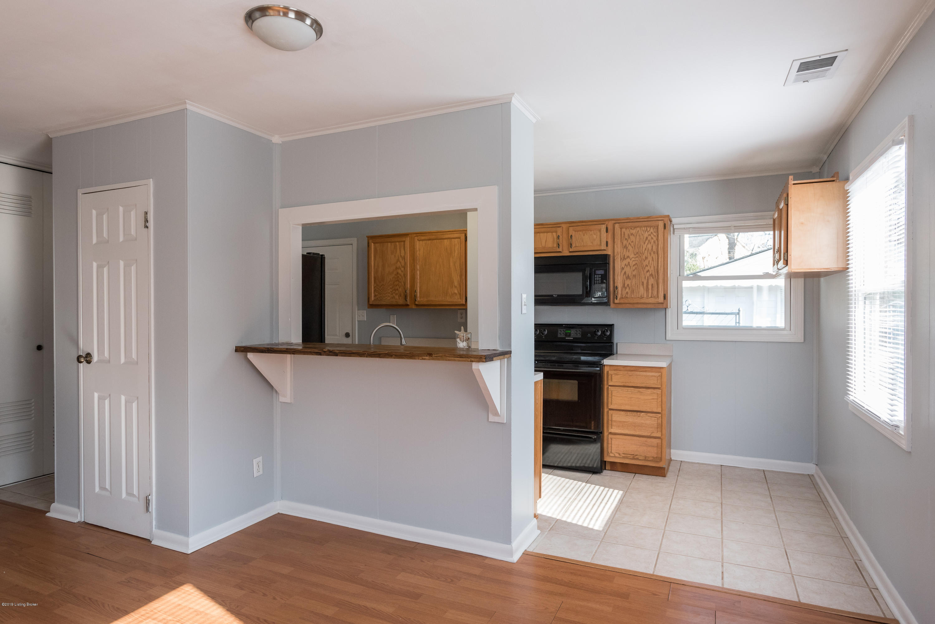 1717 Millgate Road Louisville, KY 40223 - Photo 12 of 42 10Millgate Rd 1717