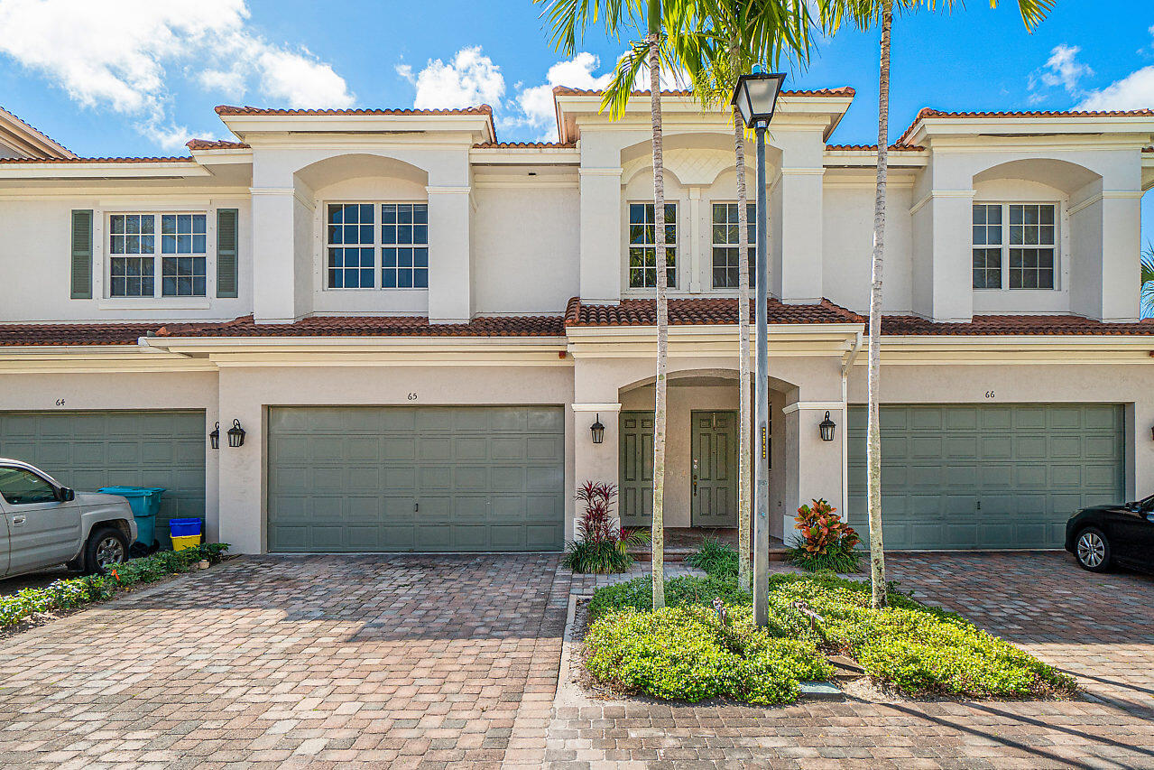 65 Lancaster Road Boynton Beach, FL 33426 - Photo 2 of 37 FRONT