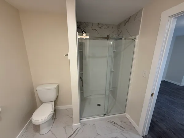 $2,175 | 79 Hawley Street, Unit B, Northampton, MA 01060