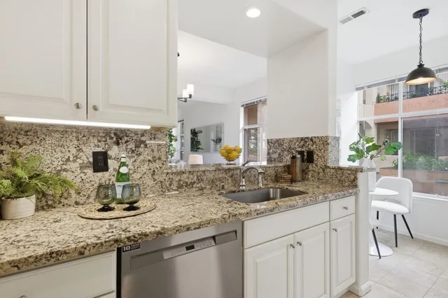 $950,000 | 1951 O'Farrell Street, Unit 116, San Mateo, CA 94403