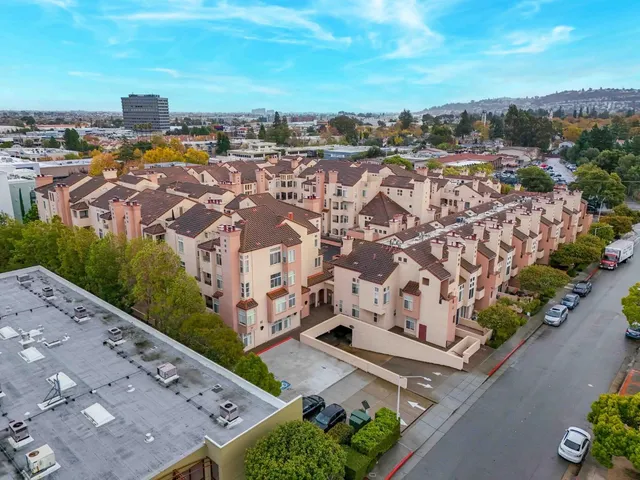 $950,000 | 1951 O'Farrell Street, Unit 116, San Mateo, CA 94403