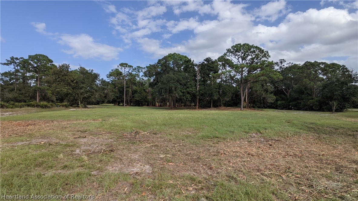 2008 Forest Road Sebring, FL 33875 - Photo 4 of 27 Gallery Image 4