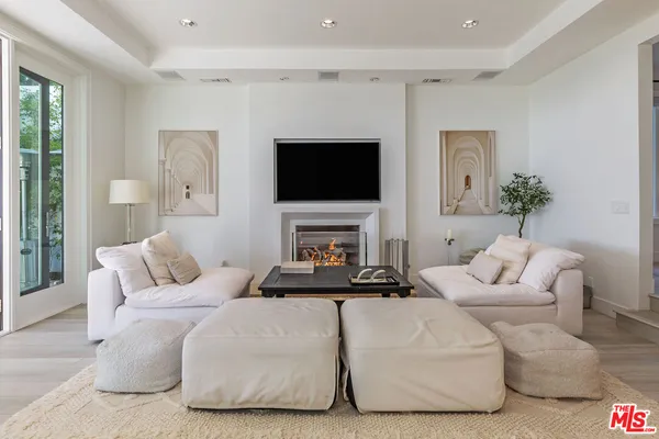 a building outdoor space with patio furniture