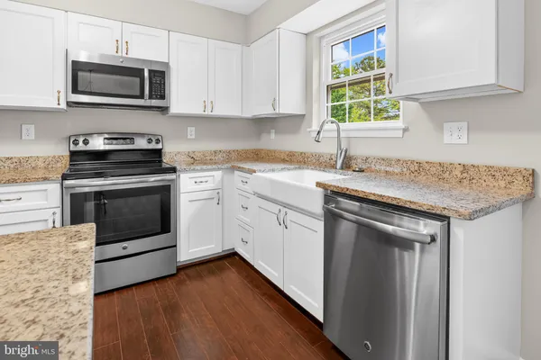 $385,000 | 8011 Mansion House Crossing, Pasadena, MD 21122