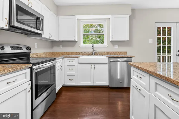 $385,000 | 8011 Mansion House Crossing, Pasadena, MD 21122