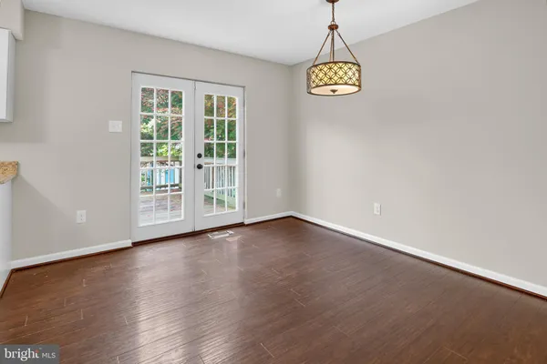 $385,000 | 8011 Mansion House Crossing, Pasadena, MD 21122