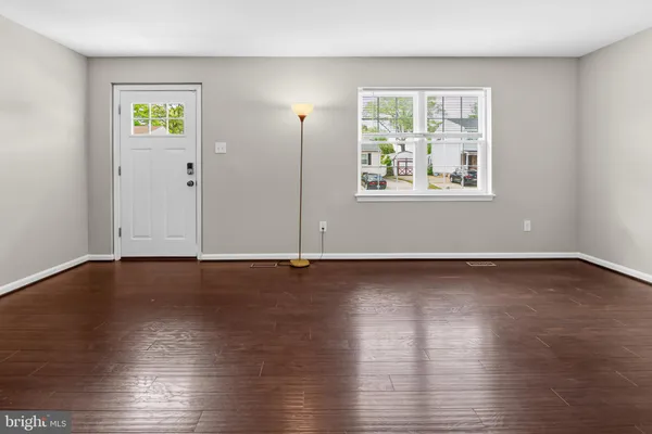 $385,000 | 8011 Mansion House Crossing, Pasadena, MD 21122